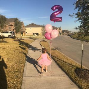 Meet your Posher, Xhemal amisa